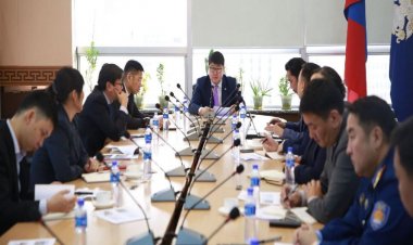 КОВИДЫН ҮЕИЙН ХАЛДВАР ХАМГААЛЛЫН ДЭГЛЭМИЙГ МӨРДӨЖ АЖИЛЛАХЫГ ЧИГЛЭЛ БОЛГОЛОО