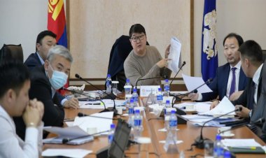 НИЙСЛЭЛИЙН 2023 ОНЫ ТӨСВИЙН ТӨСЛИЙГ НИЙСЛЭЛИЙН ИТХ-ЫН ЭЭЛЖИТ 16 ДУГААР ХУРАЛДААНААР ХЭЛЭЛЦЭНЭ