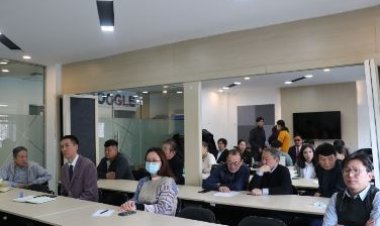 ХӨГЖЛИЙН БЭРХШЭЭЛТЭЙ ХҮНД БАРИЛГА БАЙГУУЛАМЖИЙН ДЭД БҮТЭЦ, МЭДЭЭЛЛИЙН ХҮРТЭЭМЖИЙГ НЭМЭГДҮҮЛЭХ, ШИНЭЭР БАТЛАГДСАН БАРИЛГЫН ТӨЛӨВЛӨЛТИЙН НОРМЫН ТАНИЛЦУУЛГА СУРГАЛТ БОЛЛОО